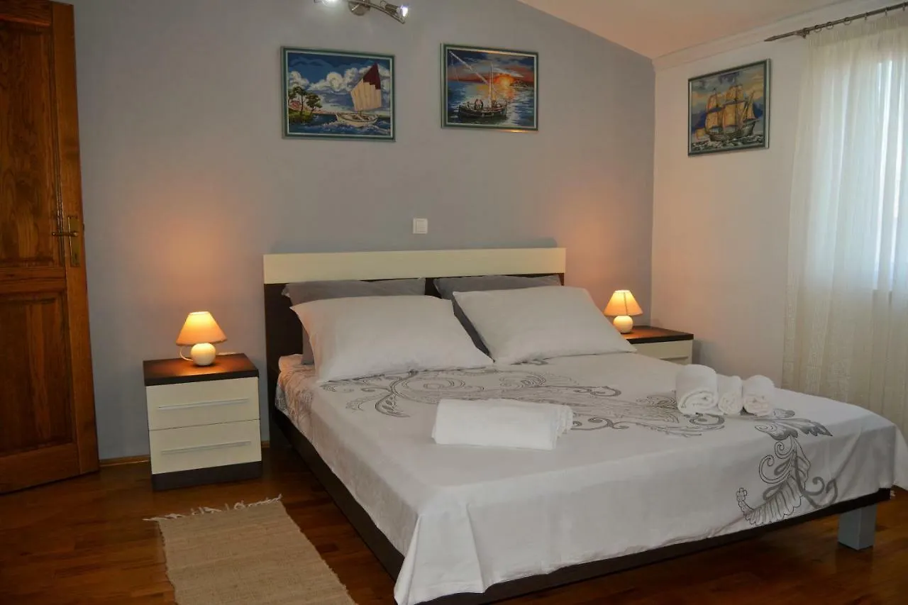 Villa Tramonto 4 Stars, كرينكا
